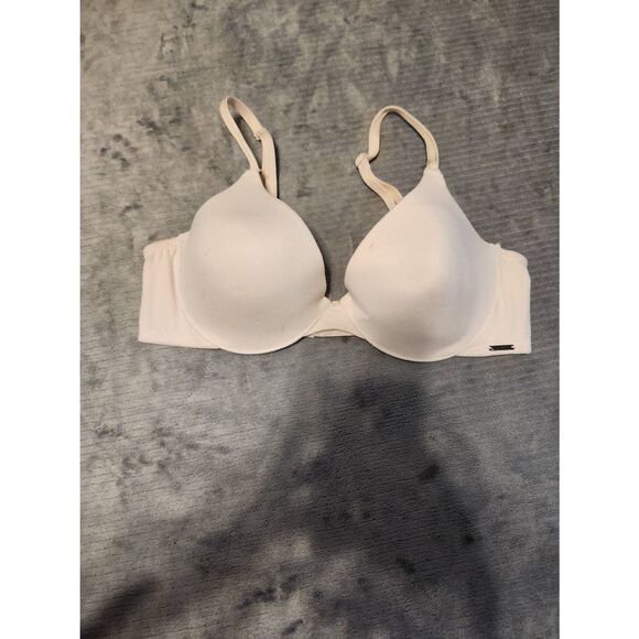 Halston Woman’s Lightly Padded T-Shirt Bra HL84004P2 White - Size 34B - Picture 1 of 3